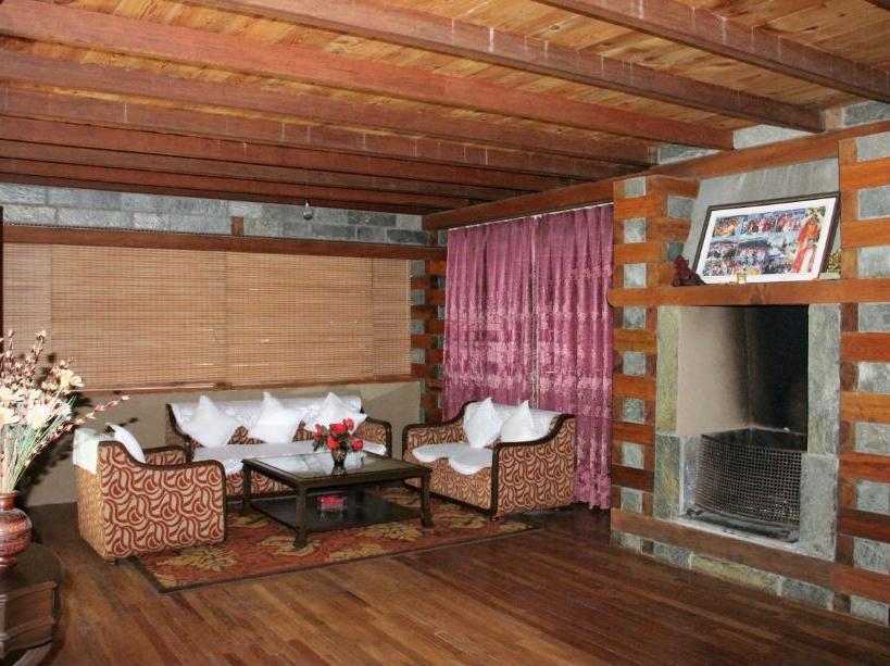 Shobla Kaathkuni Royale Hotel Kulu Kültér fotó