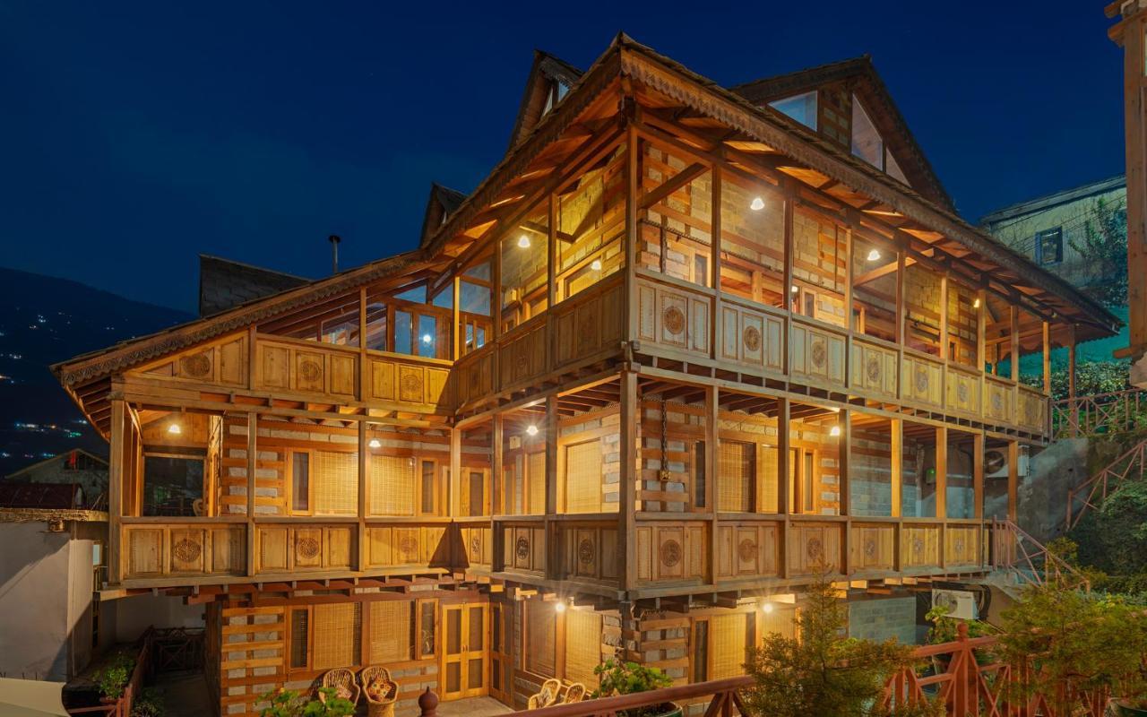 Shobla Kaathkuni Royale Hotel Kulu Kültér fotó
